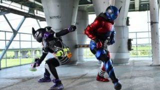 『仮面ライダーエグゼイド』で仮面ライダービルドと共演するゲンムはガシャコンブレイカー使用!一年は人をこんなに変える?