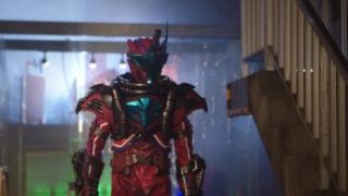 『仮面ライダービルド』ブラッドスターク(ファウスト幹部のコブラ男)はゲームメーカー!声は金尾哲夫さん。