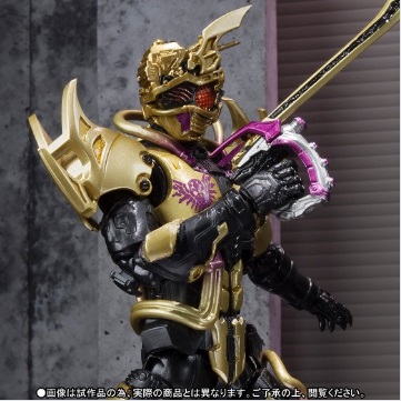 仮面ライダードライブ S H Figurarts 超魔進チェイサー が魂ウェブ商店2月発送 ライノスーパーバイラルコア 武器付属