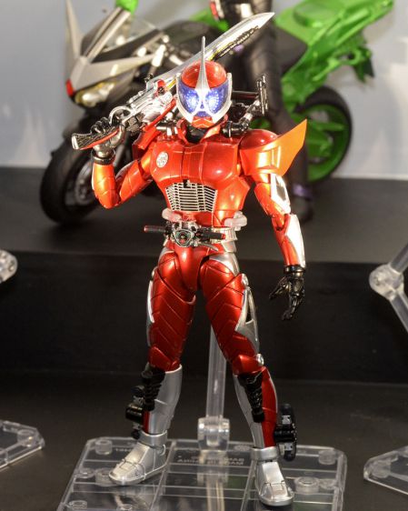 S.H.Figuarts 真骨彫製法 仮面ライダーアクセル」画像公開！ほか魂 ...