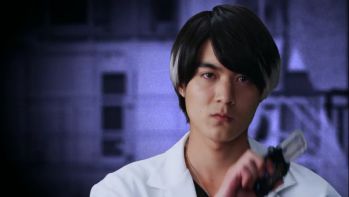 仮面ライダーエグゼイド 第31話のopで檀黎斗が再登場 残る黄色いノイズは貴利矢の復活待ち 過去オープニングと比較