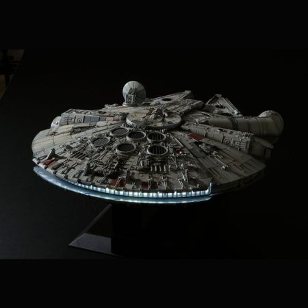 スター・ウォーズ「PERFECT GRADE 1/72 ミレニアム・ファルコン」