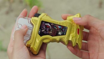 仮面ライダーエグゼイド』ついにガシャットロフィーが全て揃い「仮面