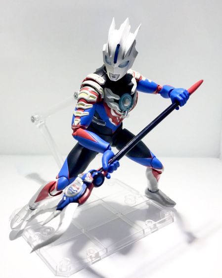 S.H.Figuarts ウルトラマンオーブ バーンマイト・ハリケーンスラッシュ・サンダーブレスター