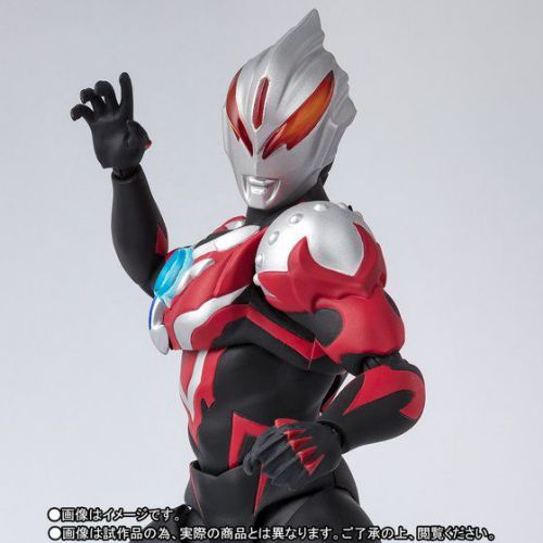 S.H.Figuarts ウルトラマンオーブ サンダーブレスター