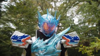 『仮面ライダービルド』ついに「仮面ライダークローズチャージ」に変身！攻撃威力は龍我のハザードレベルに応じて変動！