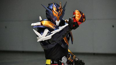 『仮面ライダービルド』第30話はクローズが最強アイテムをゲット！クローズ！マジ最強！龍我最大の謎とは？万丈は…！