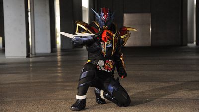 『仮面ライダービルド』第37話予告で龍我が手にしたドラゴンエボルボトルが金色に！新仮面ライダークローズが誕生