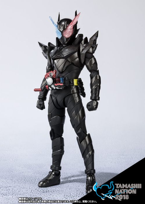 S.H.Figuarts 仮面ライダービルド ラビットタンクハザードフォーム