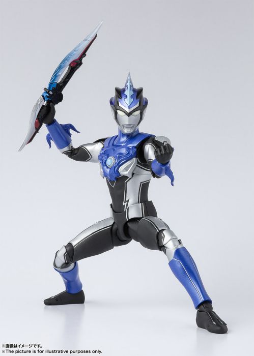 S.H.Figuarts ウルトラマンブル アクア