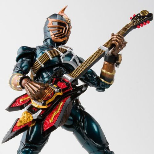 仮面ライダー響鬼「S.H.Figuarts（真骨彫製法）仮面ライダー斬鬼」