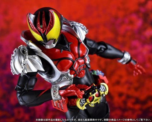 S.H.フィギュアーツ（真骨彫製法）仮面ライダーキバ キバフォーム