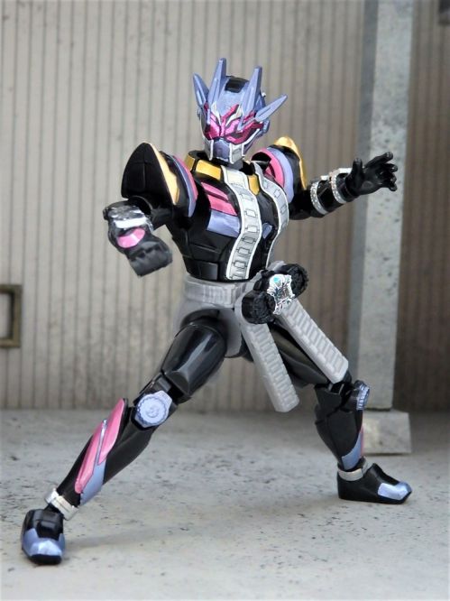 仮面ライダージオウ「装動RIDE7」にジオウⅡがラインナップ！未来ライダー3人とあの人が「RIDE PLUS」で6月発売！