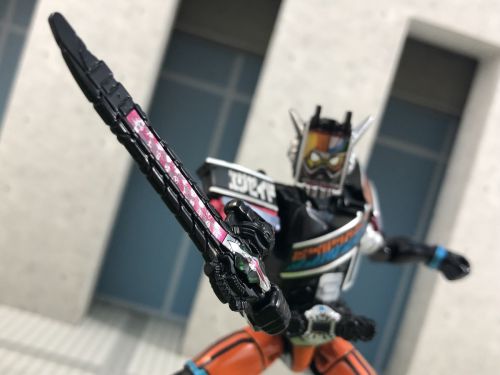 「装動 仮面ライダージオウ RIDE9 Feat.創動 仮面ライダービルド」に「仮面ライダージオウ ディケイドアーマー エグゼイドフォーム」RとLがラインナップ