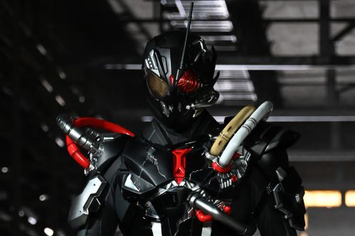 仮面ライダーゼロワン 仮面ライダーアークゼロのスペックが公開 アークの心臓部がアークドライバーゼロに 新形態への変化も