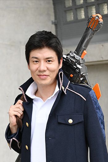 『仮面ライダーセイバー』のキャスト：先代の炎の剣士・平山浩行さん、子連れの仮面ライダーバスター・生島勇輝さん他追加発表！