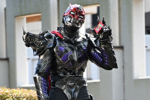 『仮面ライダーセイバー』第4章「本を開いた、それゆえに。」