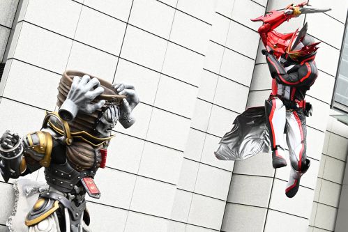 『仮面ライダーセイバー』第1章「はじめに、炎の剣士あり。」