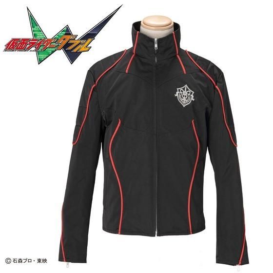 劇場版 仮面ライダーw 仮面ライダーエターナル 大道克己のジャケットが500枚限定で登場 カッコイイ Neverネックレス も