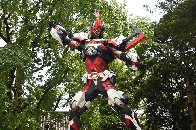 機界戦隊ゼンカイジャー ハカイザーのスーツアクターはツーカイオーや仮面ライダースラッシュの森博嗣さん デザインは篠原保さん