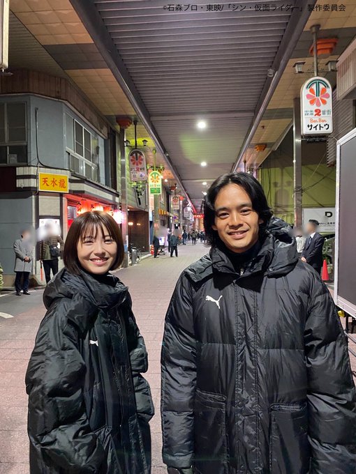 『シン・仮面ライダー』群馬県高崎市の中央銀座商店街で撮影！庵野秀明展にスチールパネルが追加！仮面ライダーは池松壮亮さん！