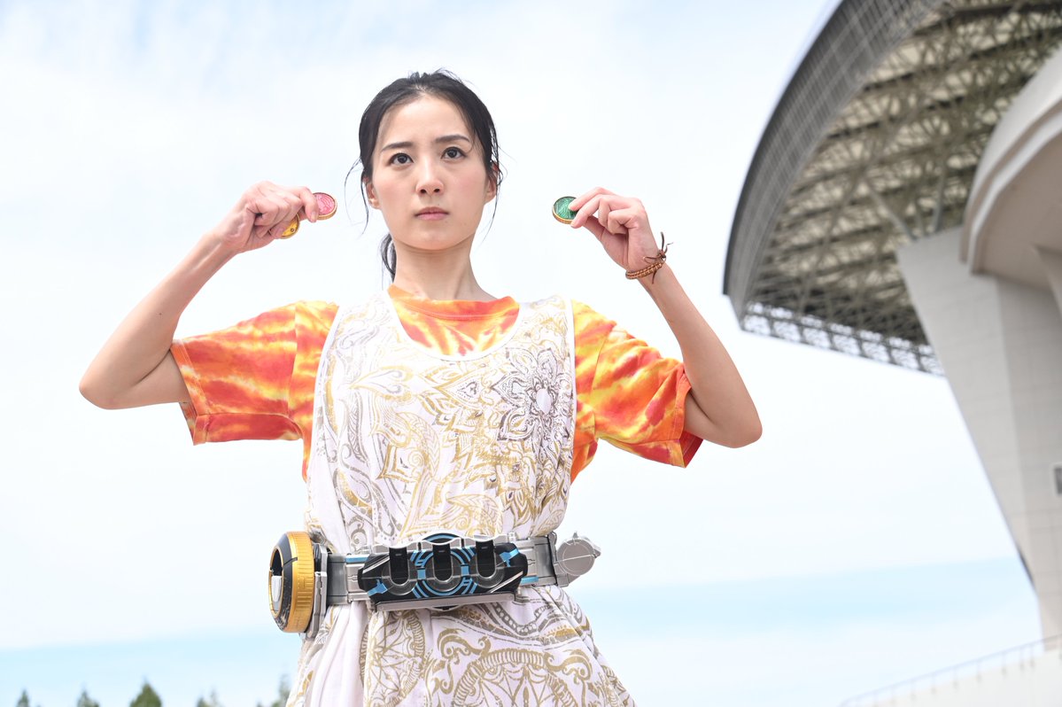 オーズ10th 仮面ライダーバースｘ誕生秘話 で比奈ちゃん変身 ドクター真木なアンク 復活のコアメダル 公開記念グッズが受注開始