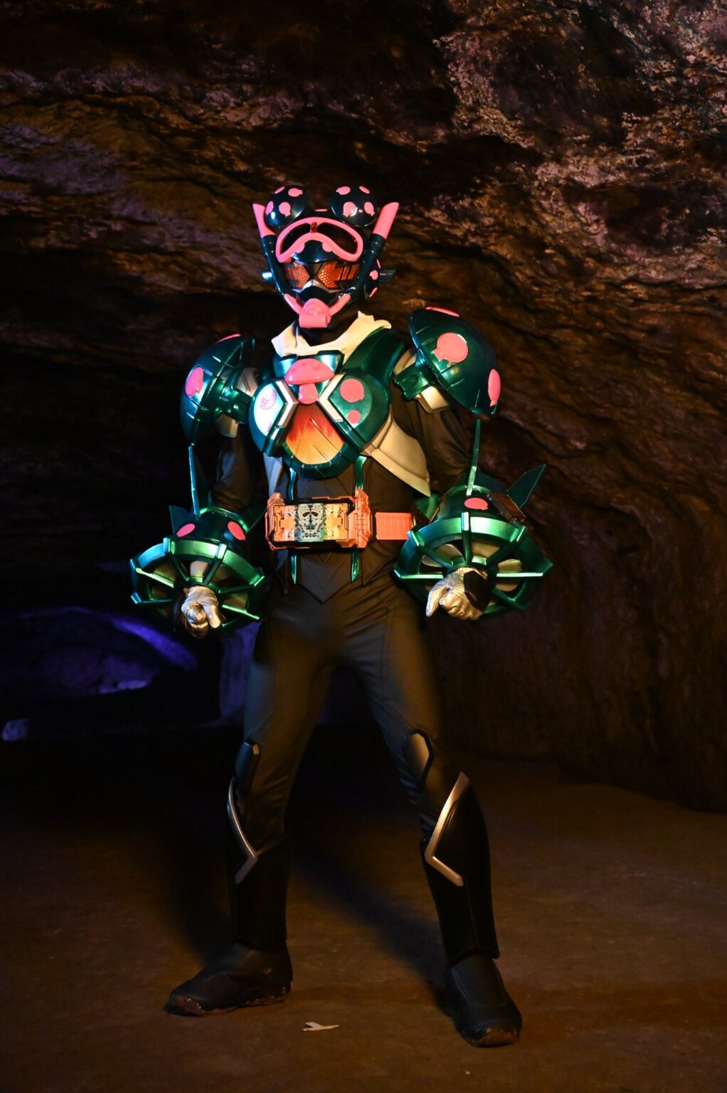 『仮面ライダーガッチャード』第4話「アントルーパー・ラビリンス」