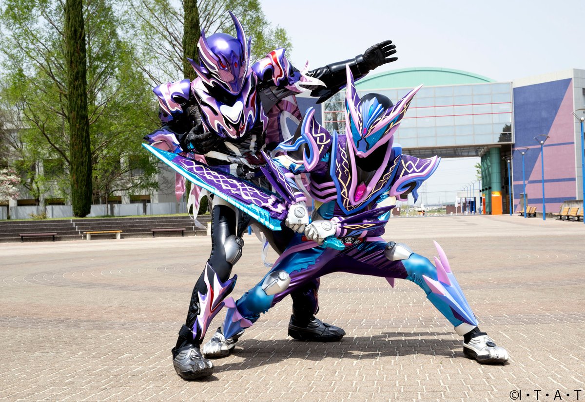映画『仮面ライダーガヴ お菓子の家の侵略者』史上最強の敵「仮面ライダーカリエス」がC3にさらにパワーアップ！ガヴ ヘクセンハイムVSカリエスC3が公開！