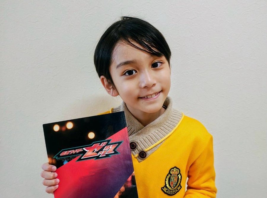 『仮面ライダーゼッツ』 Case43「訣れる」に少年時代のジーク役・藤元萬瑠さんが出演